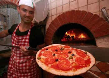 Top 10 Best Pizzas in Dubai
