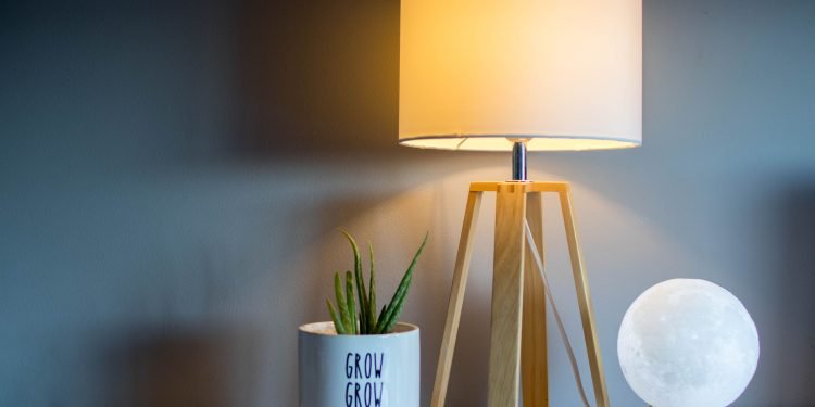 Decore your Home with these modern table lamps
