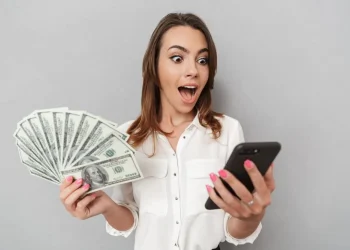 Earn Money Online With Paid Surveys in UAE and Other Cool Apps